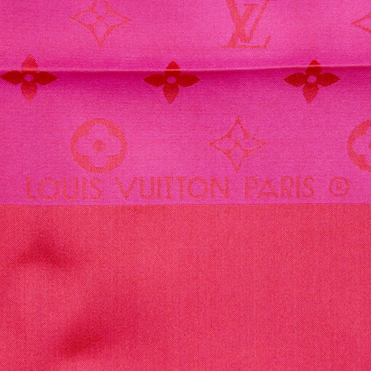 silk pink (Good) / Pre-Owned scarf 100% monogram